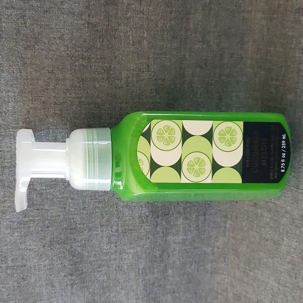 🥳3/20🥳 Bath & Body Works - CUCUMBER MELON Gentle Foaming Hand Soap